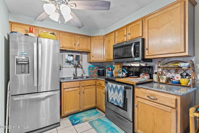 101 Seahorse Lane C1, Carolina Beach, NC 28428