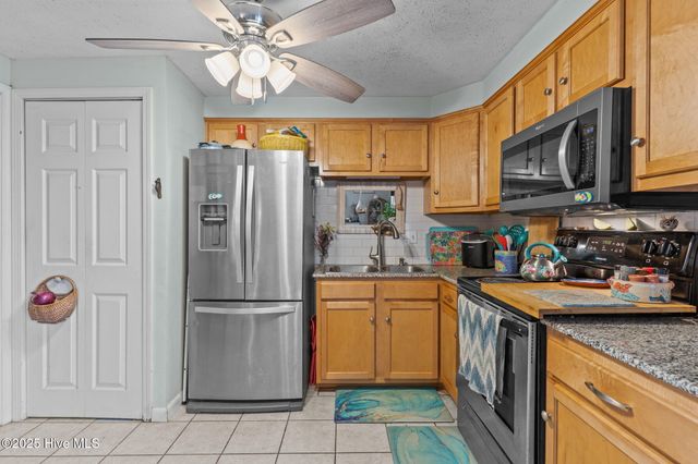 101 Seahorse Lane C1, Carolina Beach, NC 28428