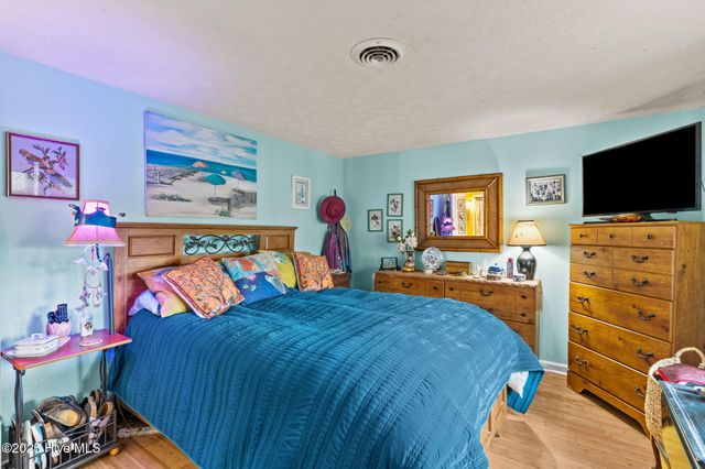 101 Seahorse Lane C1, Carolina Beach, NC 28428