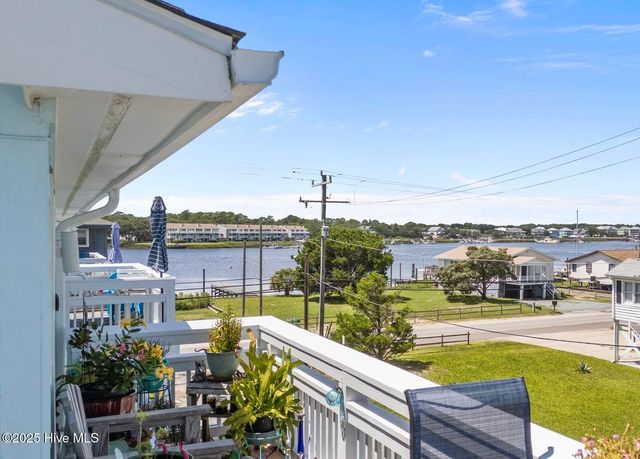 101 Seahorse Lane C1, Carolina Beach, NC 28428