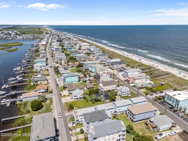 101 Seahorse Lane C1, Carolina Beach, NC 28428