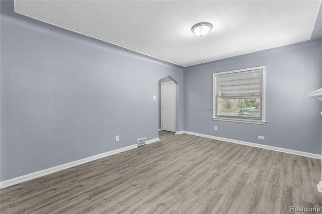 11268 Lakepointe Street, Detroit, MI 48224