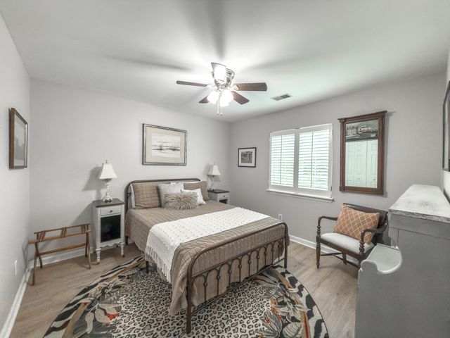 202 Gibbon Court, Summerville, SC 29485