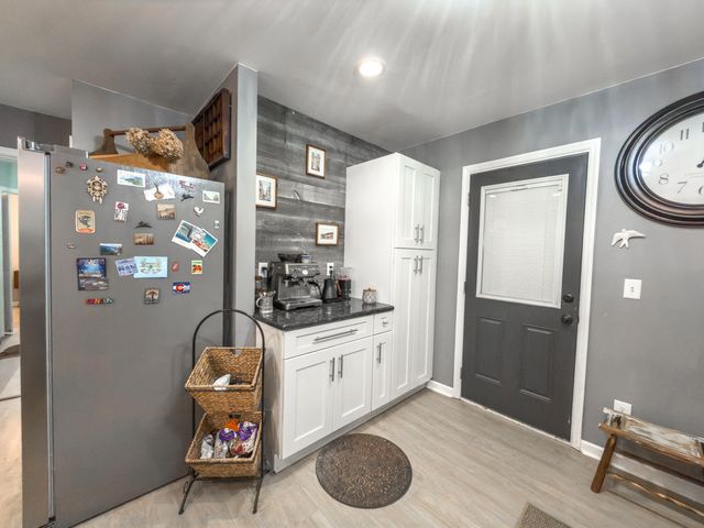 202 Gibbon Court, Summerville, SC 29485
