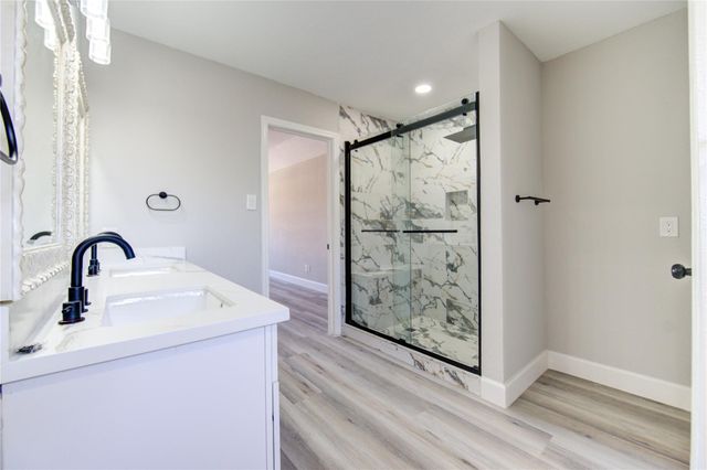 1831 Courtside Place Drive, Missouri City, TX 77489