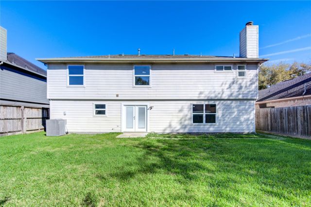 1831 Courtside Place Drive, Missouri City, TX 77489