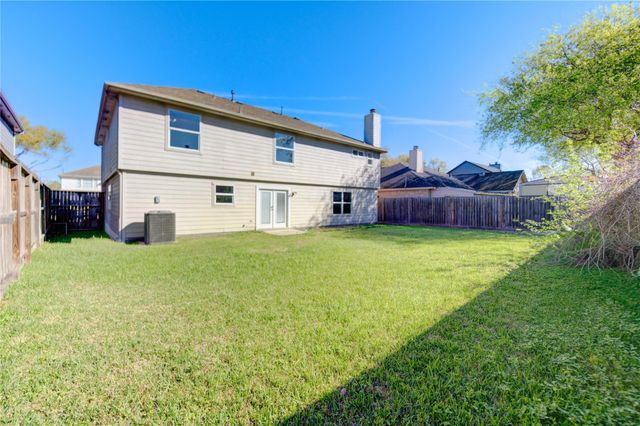 1831 Courtside Place Drive, Missouri City, TX 77489