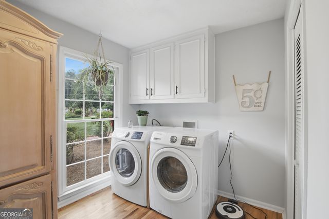 2059 Mountain Creek Drive, Stone Mountain, GA 30087