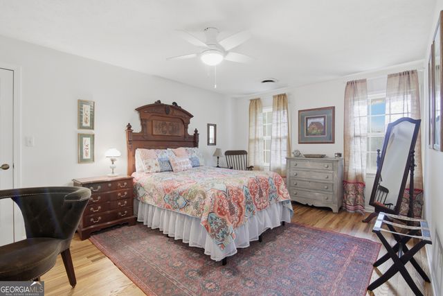 2059 Mountain Creek Drive, Stone Mountain, GA 30087