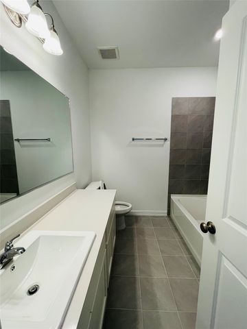 1836 Lockhart Drive, Forney, TX 75126