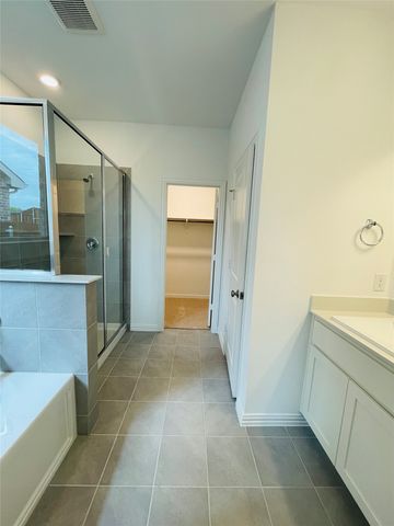 1836 Lockhart Drive, Forney, TX 75126