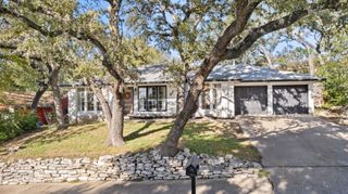 8007 Keneshaw DR, Austin, TX 78745