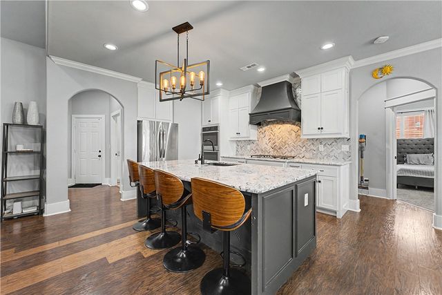 1123 13th Street, Rogers, AR 72758