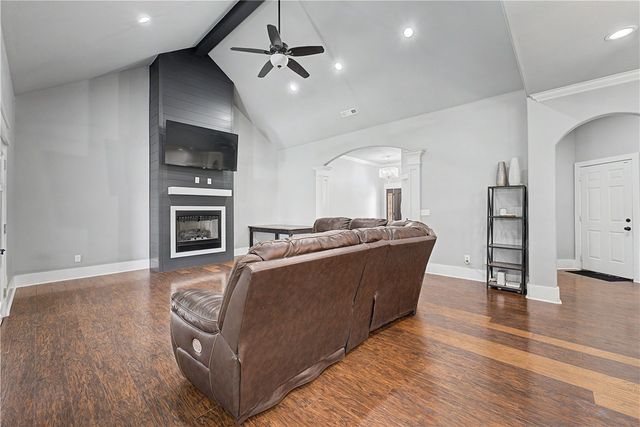 1123 13th Street, Rogers, AR 72758
