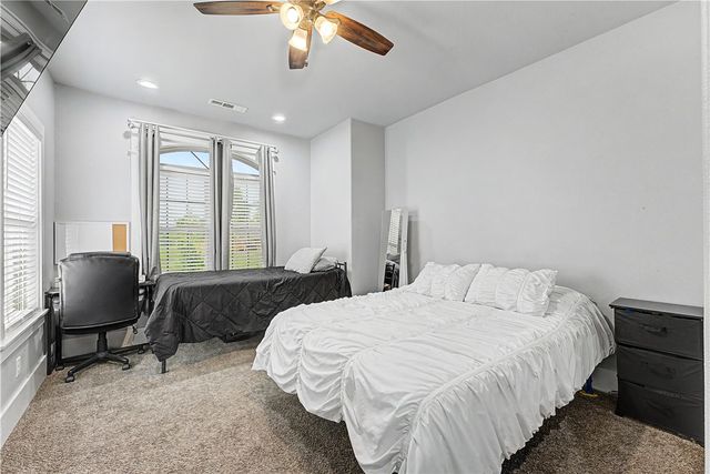 1123 13th Street, Rogers, AR 72758