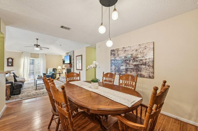 2918 Crest Park Drive, Houston, TX 77082