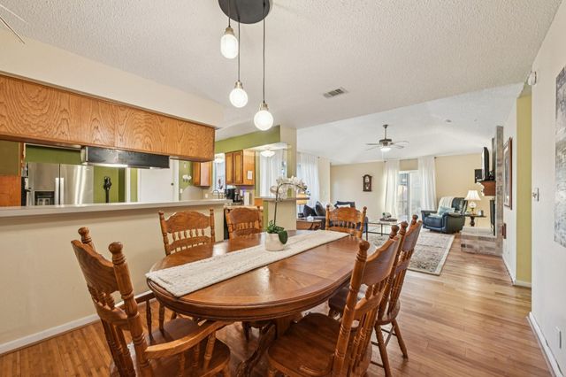 2918 Crest Park Drive, Houston, TX 77082