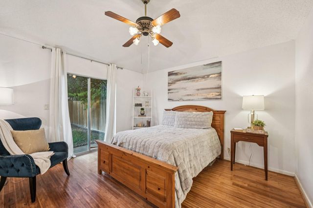 2918 Crest Park Drive, Houston, TX 77082