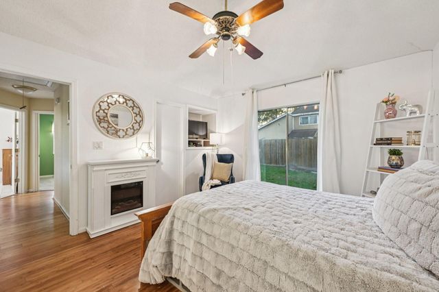 2918 Crest Park Drive, Houston, TX 77082