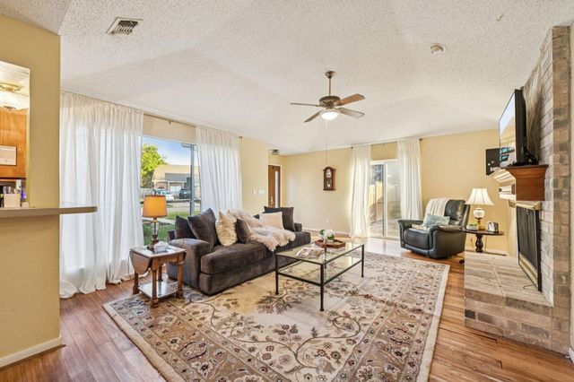 2918 Crest Park Drive, Houston, TX 77082