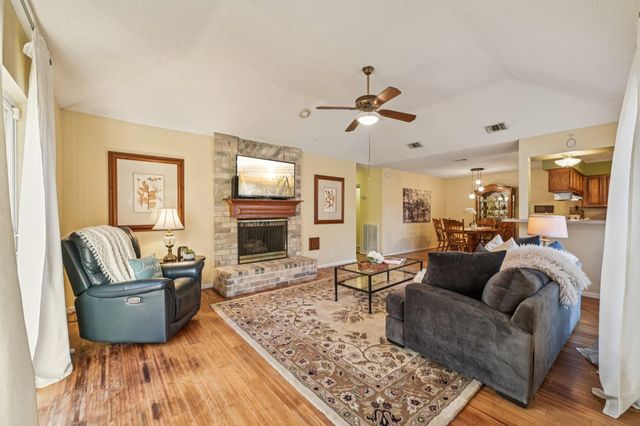 2918 Crest Park Drive, Houston, TX 77082