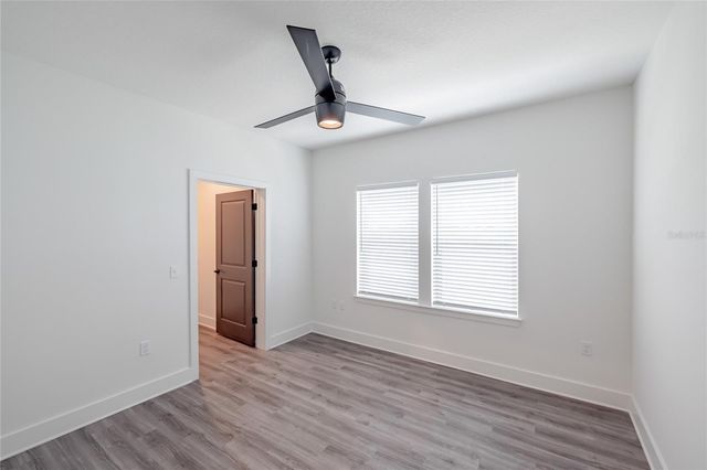 1420 LAKEFRONT DRIVE 6411, Sarasota, FL 34240