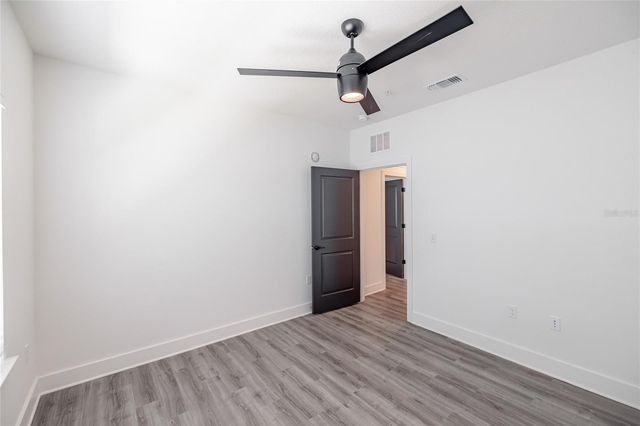 1420 LAKEFRONT DRIVE 6411, Sarasota, FL 34240