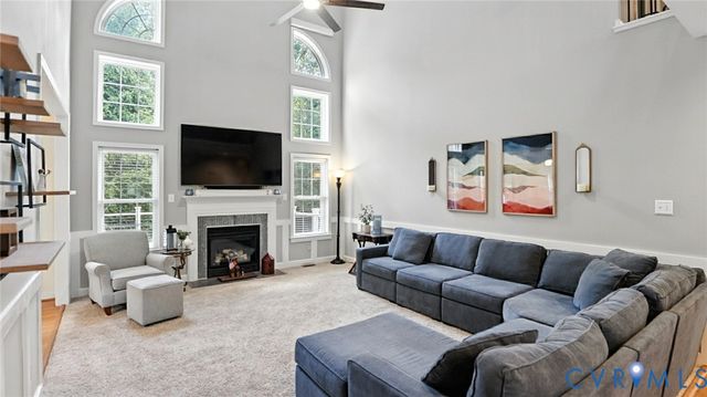 9050 Winter Spring Dr, Mechanicsville, VA 23116