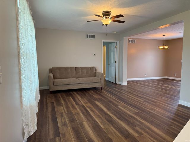 4224 E State Road 264, Ferdinand, IN 47532