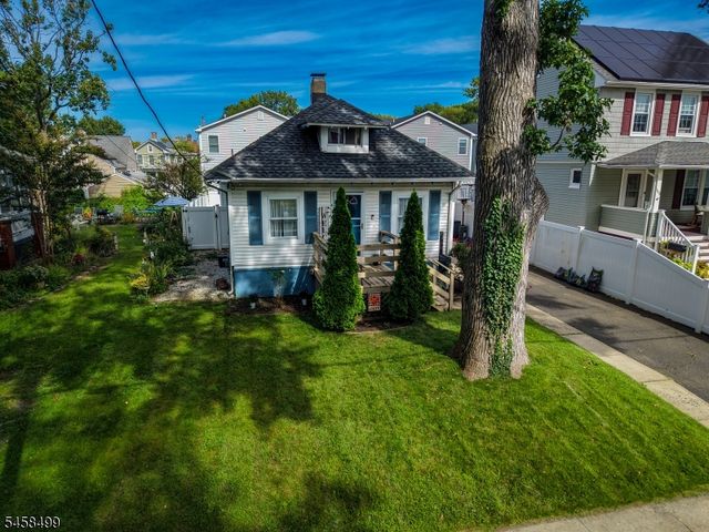109 Osborn St, Keyport Boro, NJ 07735