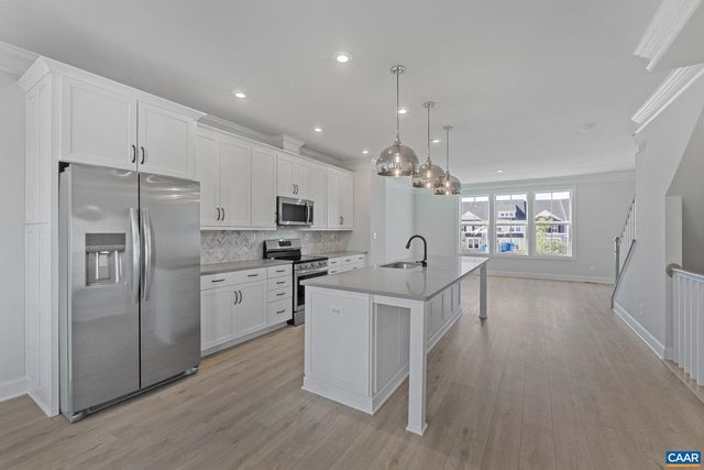 752 PARK RIDGE DR, Crozet, VA 22932