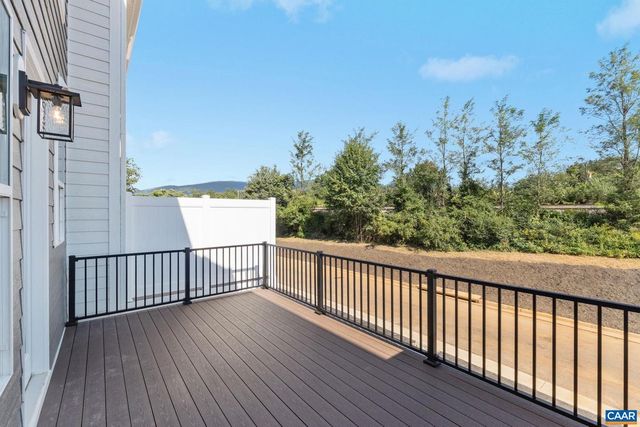 752 PARK RIDGE DR, Crozet, VA 22932