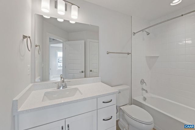 752 PARK RIDGE DR, Crozet, VA 22932