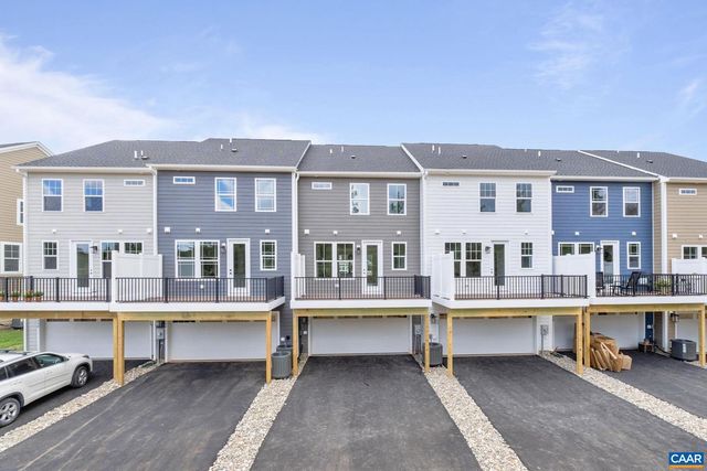 752 PARK RIDGE DR, Crozet, VA 22932