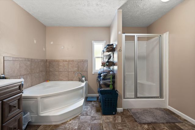 1296 Irvine Road, Clay City, KY 40312