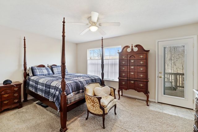 725 Calvert Ridge Rd, Westmoreland, TN 37186