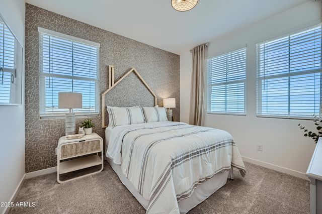 10158 E ULYSSES Avenue, Mesa, AZ 85212