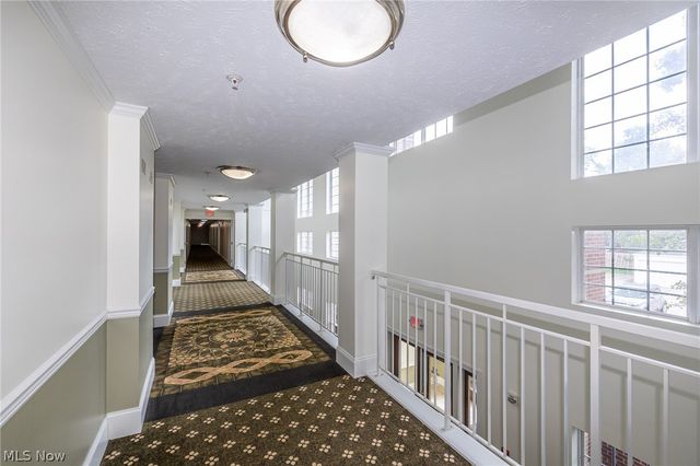 23004 Chandlers Lane 220, Olmsted Falls, OH 44138