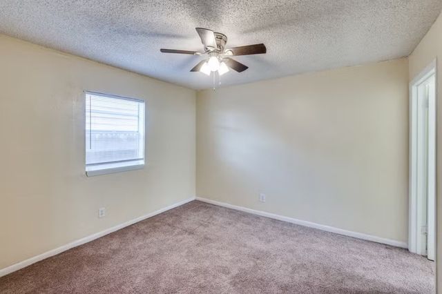 512 S Delaware Street 4, Irving, TX 75060