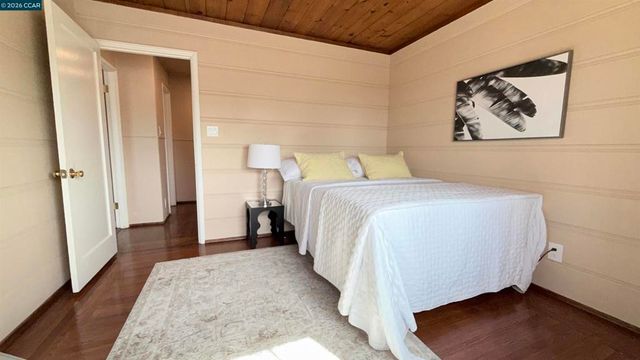 611 Amador St, Richmond, CA 94805