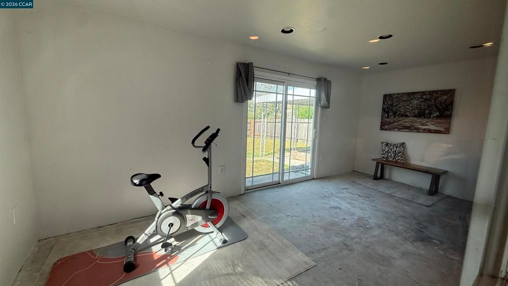 Image 12 of property listing at 611 Amador St, Richmond, CA 94805