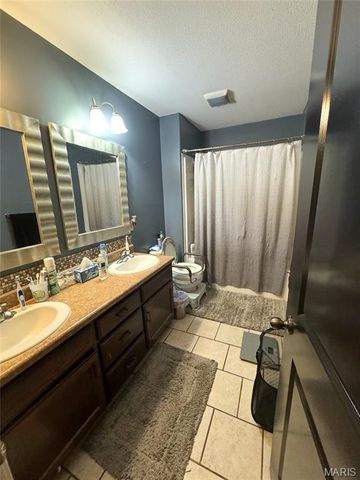 20172 London Lane, Waynesville, MO 65583