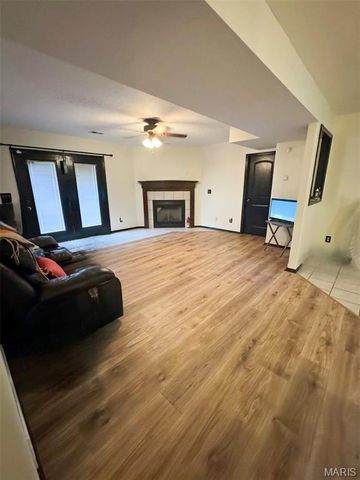 20172 London Lane, Waynesville, MO 65583