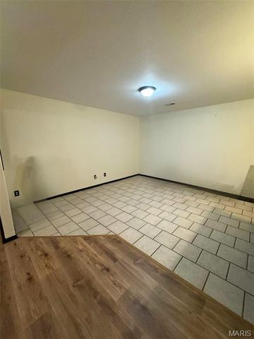 20172 London Lane, Waynesville, MO 65583