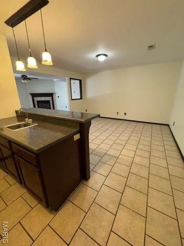 20172 London Lane, Waynesville, MO 65583