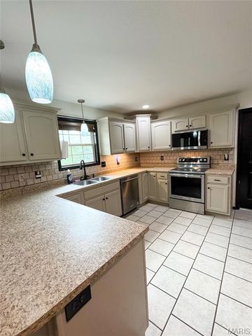 20172 London Lane, Waynesville, MO 65583