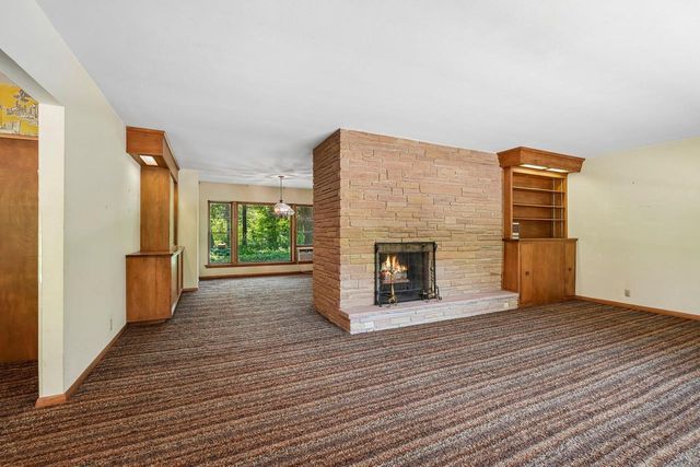 S23W23085 E Broadway, Waukesha, WI 53186