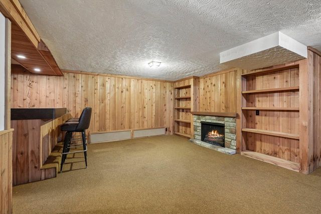 S23W23085 E Broadway, Waukesha, WI 53186