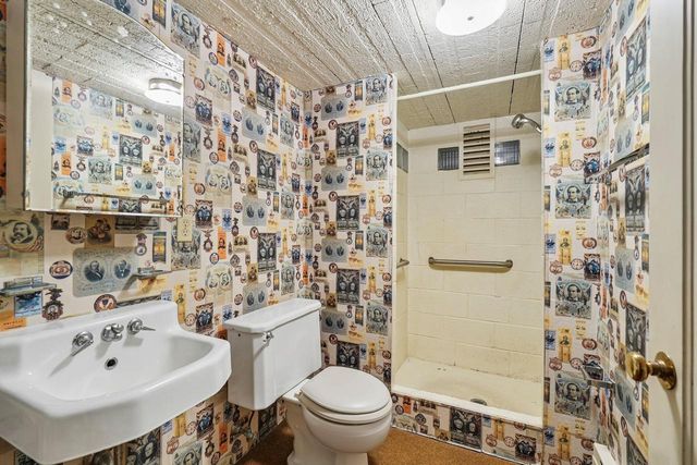 S23W23085 E Broadway, Waukesha, WI 53186
