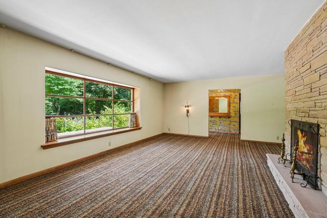 S23W23085 E Broadway, Waukesha, WI 53186